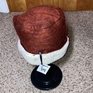 Burnt Orange Red Alpaca and Sherpa Linned Hat NWT